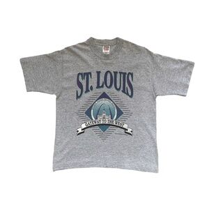 Vintage 1995 Single Stitch St Louis Missouri Arch Graphic T-shirt Medium